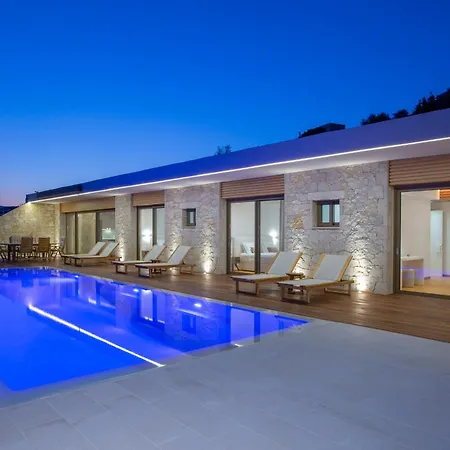 2s - Cave Villa Sivota (Lefkada)