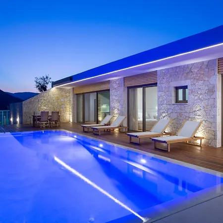 2s - Cave Sivota (Lefkada)